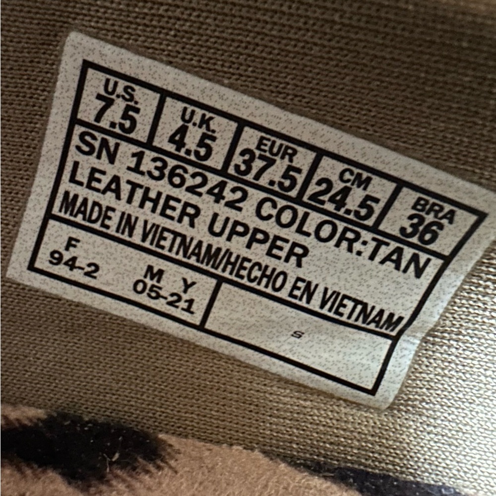 NEW Skechers Women’s Tan On The Go Leather Dreamy-She's Fancy 136242 Size 7.5 - Picture 8 of 8